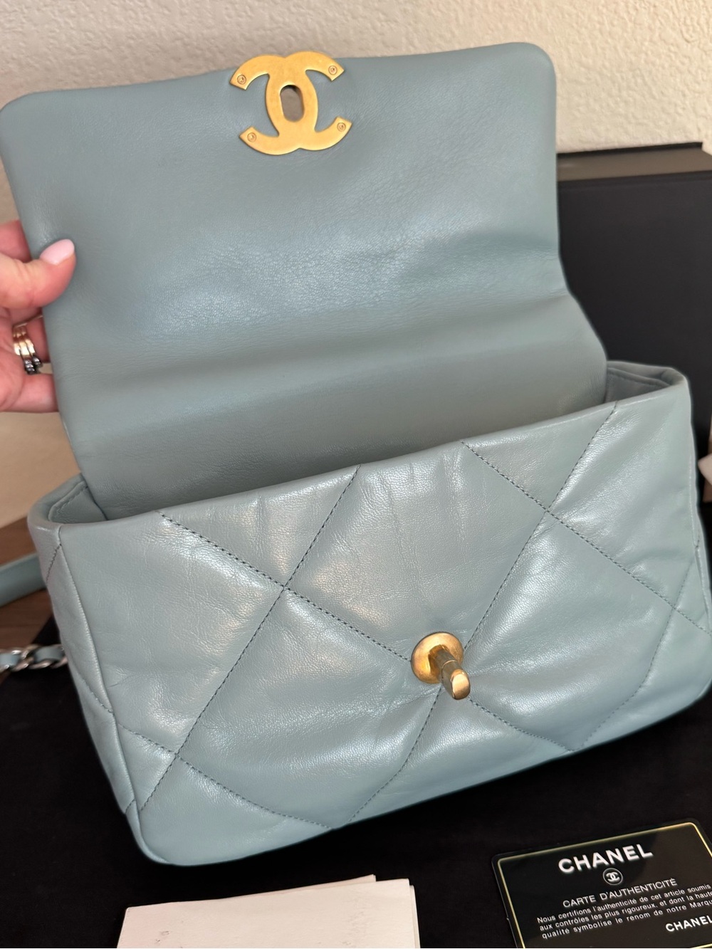 ❌SOLD❌CHANEL 19 Quilted Lambskin Small Flap in Dusty Blue - Picture 3 of 10